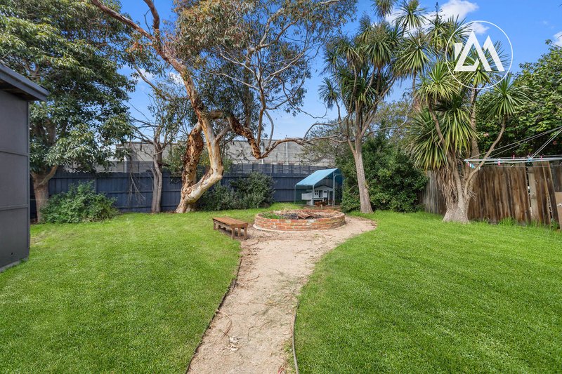 Photo - 15 Inglis Avenue, Frankston VIC 3199 - Image 16