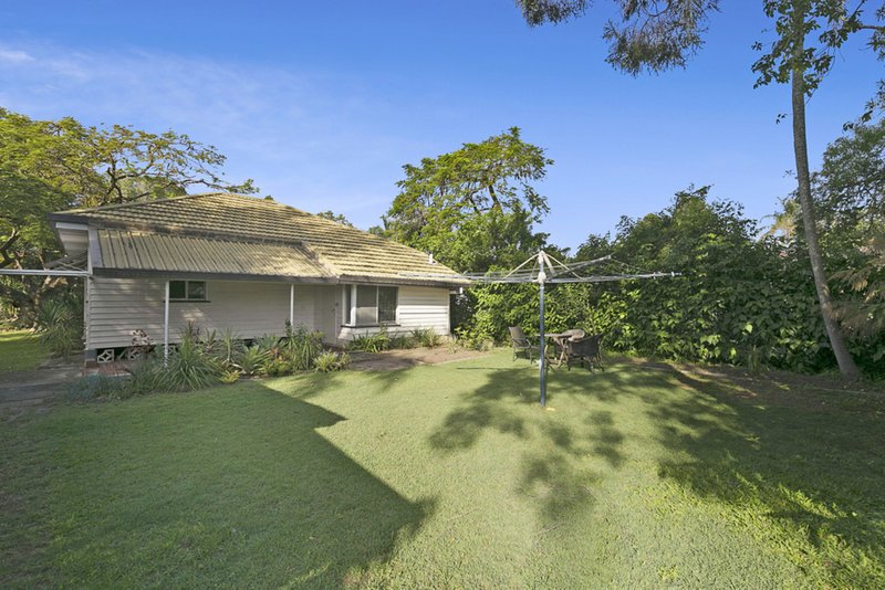 Photo - 15 Inskip Street, Rocklea QLD 4106 - Image 2