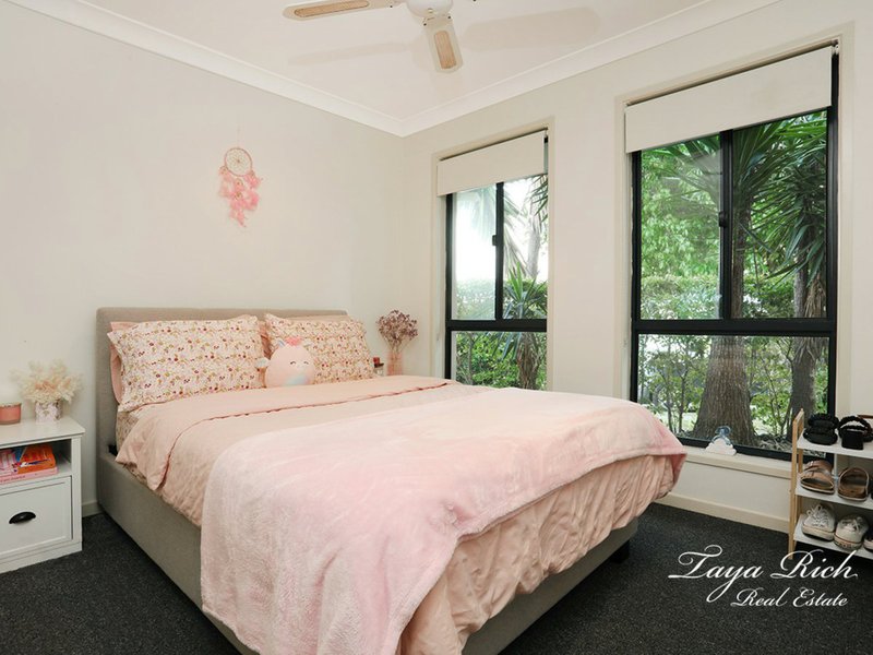 Photo - 15 Inwood Circuit, Merrimac QLD 4226 - Image 14