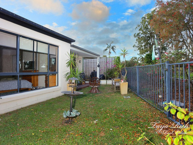 Photo - 15 Inwood Circuit, Merrimac QLD 4226 - Image 21