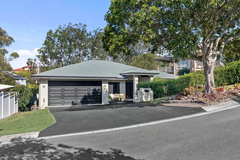 15 Ironbark Place, Bridgeman Downs QLD 4035