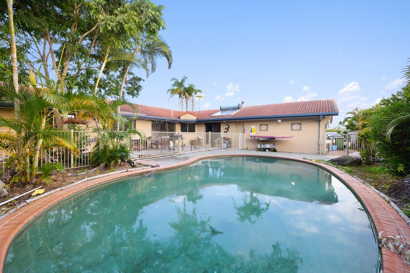 Photo - 15 Irwin Street, Parkwood QLD 4214 - Image 9