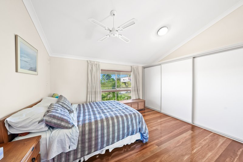 Photo - 15 Jandakot Court, Elanora QLD 4221 - Image 15