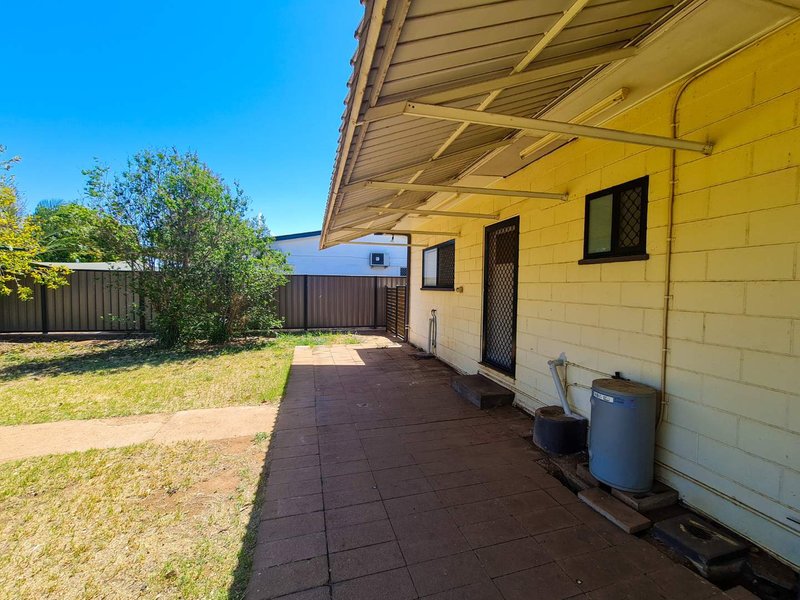 Photo - 15 Jane Street, Mount Isa QLD 4825 - Image 11