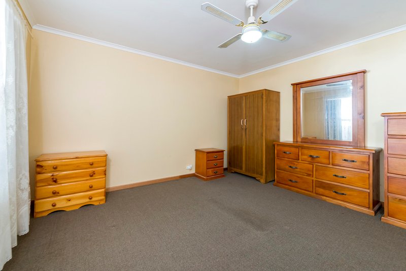 Photo - 15 Jarvis Street, Willaston SA 5118 - Image 7