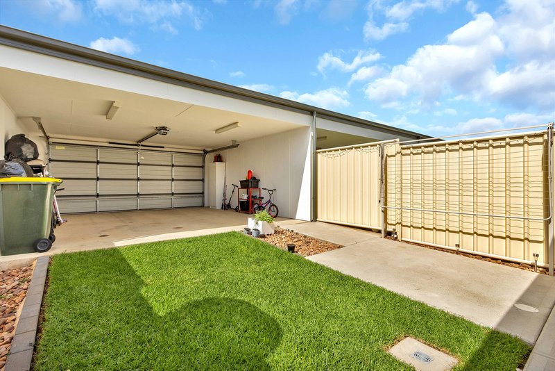 Photo - 15 Jeffrey Road, Munno Para West SA 5115 - Image 13