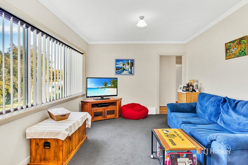 Photo - 15 Jenner Street, Wynyard TAS 7325 - Image 4