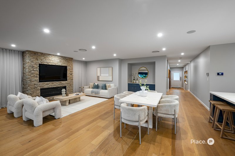 Photo - 15 Jerome Street, Coorparoo QLD 4151 - Image 6