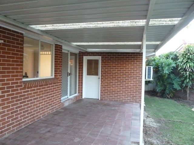 Photo - 15 Jillak Close, Glenmore Park NSW 2745 - Image 2