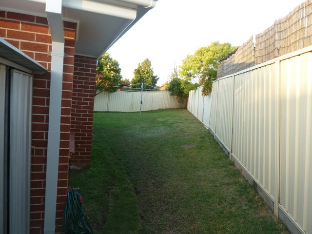 Photo - 15 Jillak Close, Glenmore Park NSW 2745 - Image 3