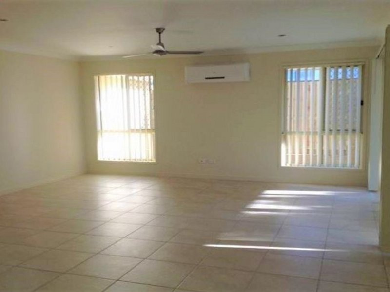 Photo - 15 Jindalba Drive, Coomera QLD 4209 - Image 4