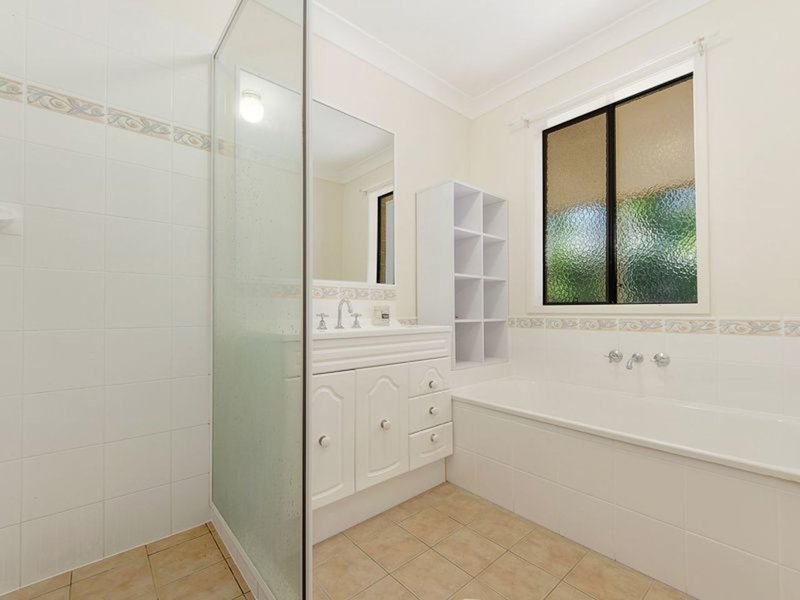 Photo - 15 Jinker Way, Nerang QLD 4211 - Image 9