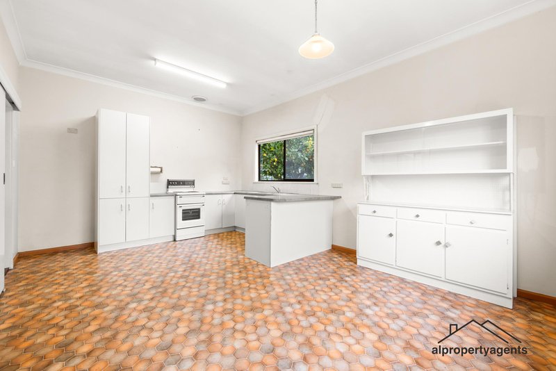 Photo - 15 John Street, Horsham VIC 3400 - Image 4