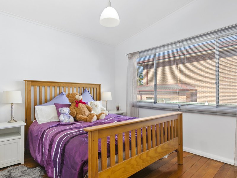 Photo - 15 John Street, Woonona NSW 2517 - Image 5