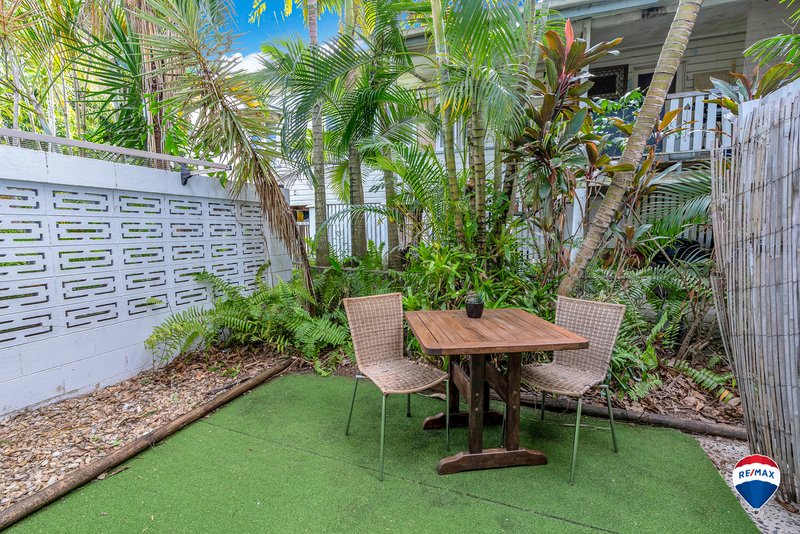 Photo - 15 Jones Street, Westcourt QLD 4870 - Image 35