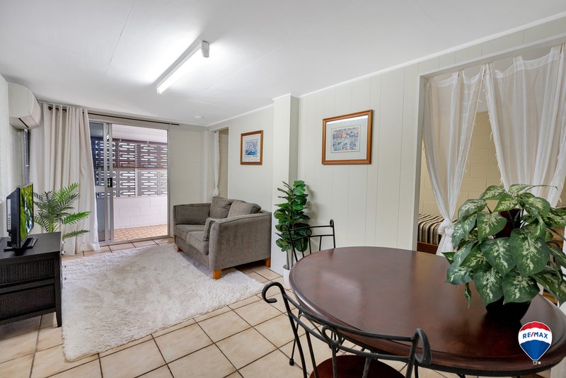 Photo - 15 Jones Street, Westcourt QLD 4870 - Image 29