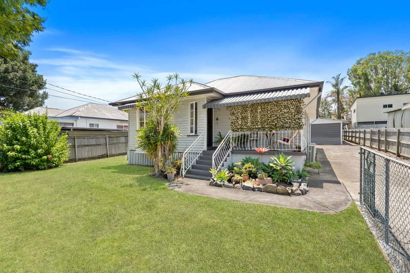 Photo - 15 Joyce Street, Coopers Plains QLD 4108 - Image 4