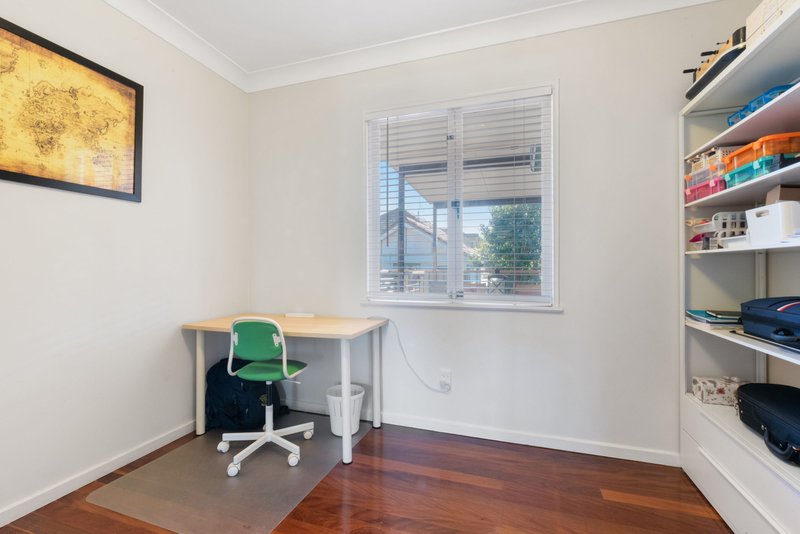 Photo - 15 Joywood Street, Tarragindi QLD 4121 - Image 10