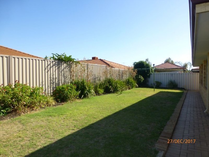 Photo - 15 Jubaea Court, Canning Vale WA 6155 - Image 18