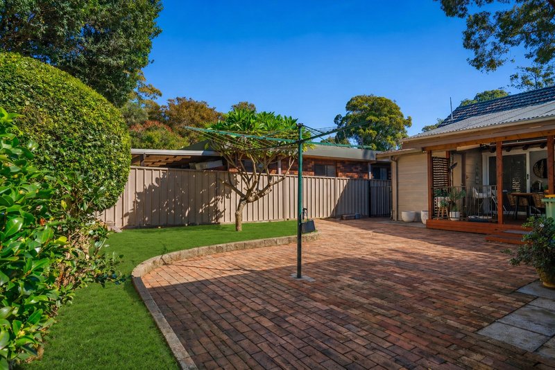 Photo - 15 Judith Anne Drive, Berkeley Vale NSW 2261 - Image 13