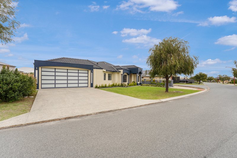 Photo - 15 Julimar Drive, Southern River WA 6110 - Image 2