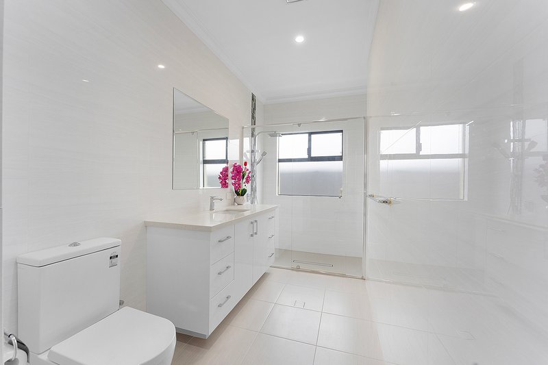 Photo - 15 Julimar Drive, Southern River WA 6110 - Image 11