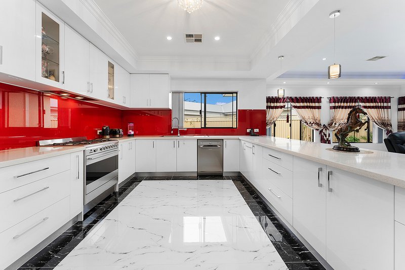 Photo - 15 Julimar Drive, Southern River WA 6110 - Image 13