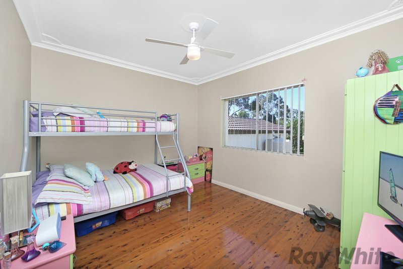 Photo - 15 Kalele Avenue, Budgewoi NSW 2262 - Image 6