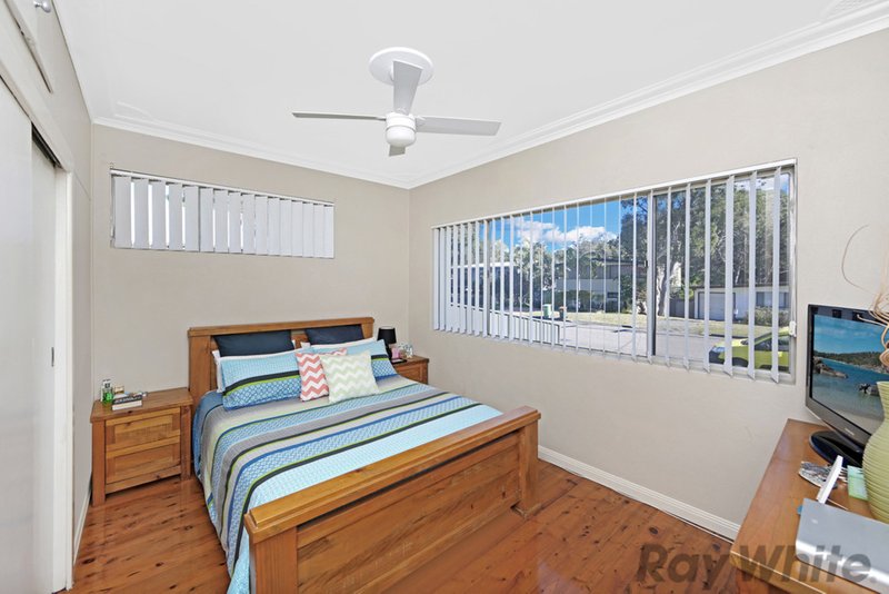 Photo - 15 Kalele Avenue, Budgewoi NSW 2262 - Image 8