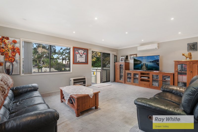 Photo - 15 Kaluga Street, Busby NSW 2168 - Image 10