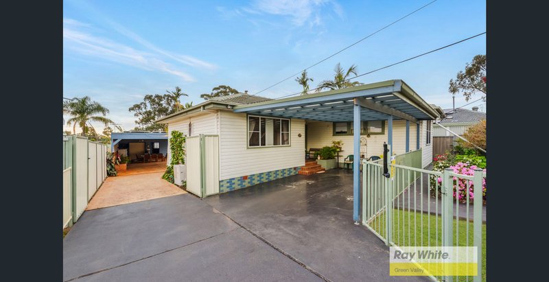 Photo - 15 Kaluga Street, Busby NSW 2168 - Image 2