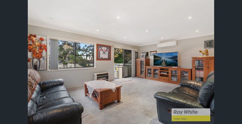 Photo - 15 Kaluga Street, Busby NSW 2168 - Image 5