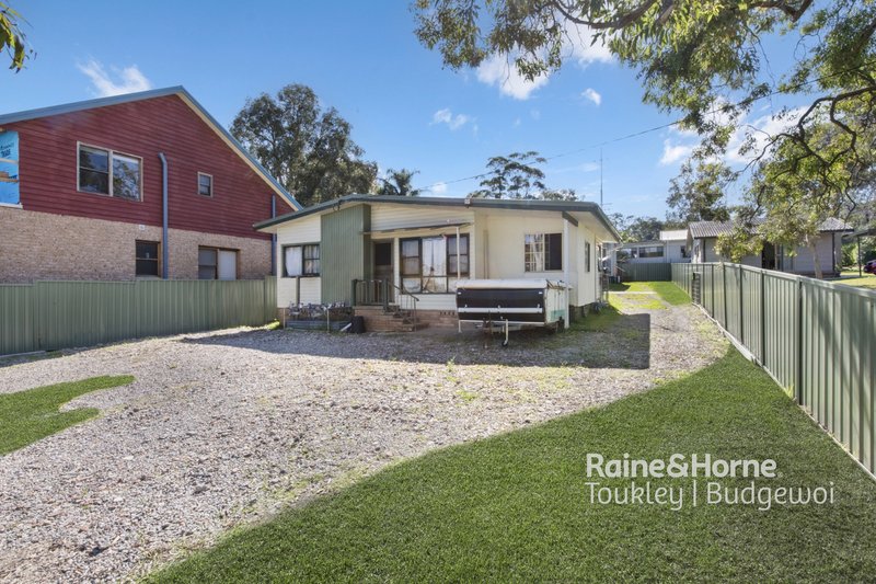 Photo - 15 Kamilaroo Avenue, Lake Munmorah NSW 2259 - Image 3