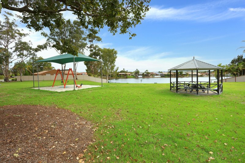 Photo - 1/5 Kangaroo Avenue, Coombabah QLD 4216 - Image 7