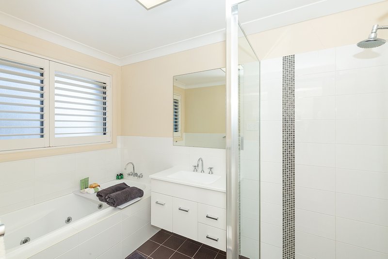 Photo - 15 Karina Place, Bolton Point NSW 2283 - Image 17