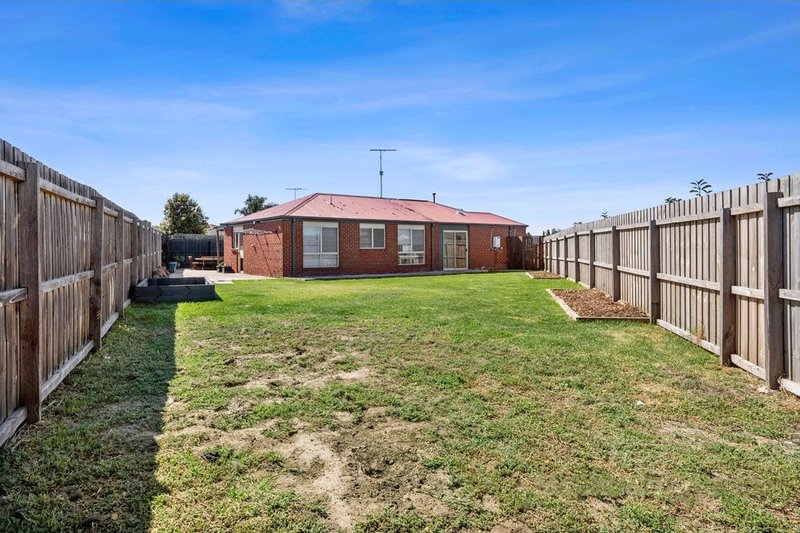 Photo - 15 Karlovac Court, Bell Park VIC 3215 - Image 12