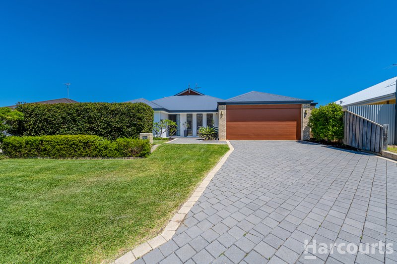 Photo - 15 Karon Vista, Halls Head WA 6210 - Image 2