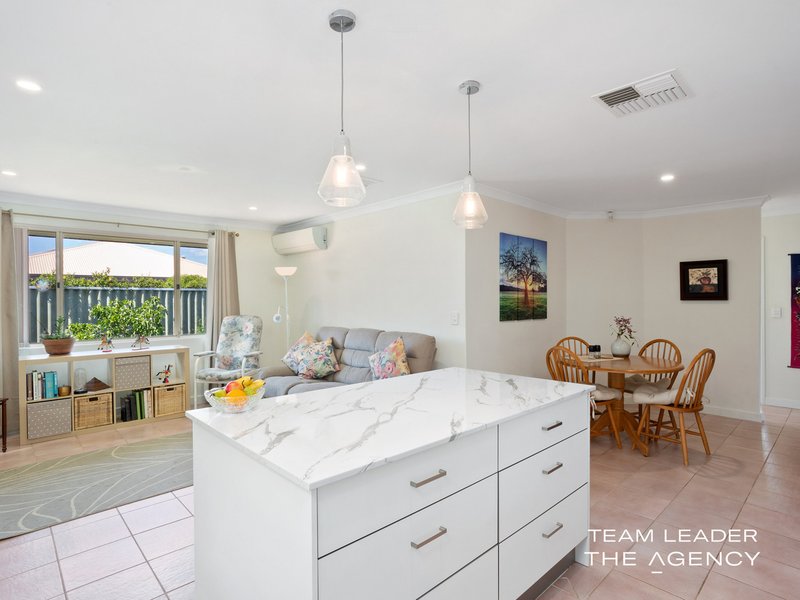 Photo - 15 Karreen Way, South Guildford WA 6055 - Image 4