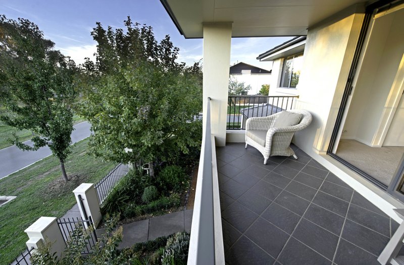 Photo - 15 Katoomba Street, Harrison ACT 2914 - Image 21