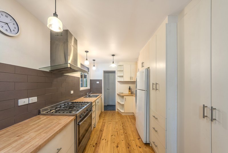 Photo - 15 Kavanagh Street, Mount Barker SA 5251 - Image 2