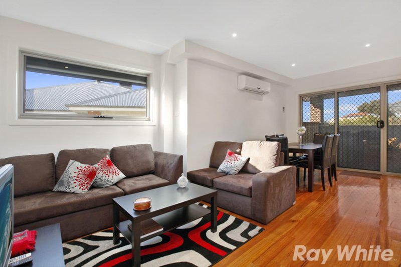 Photo - 1/5 Kellerher Street, Lalor VIC 3075 - Image 3