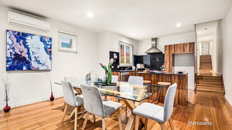 Photo - 15 Kenneth Street, Bulleen VIC 3105 - Image 4