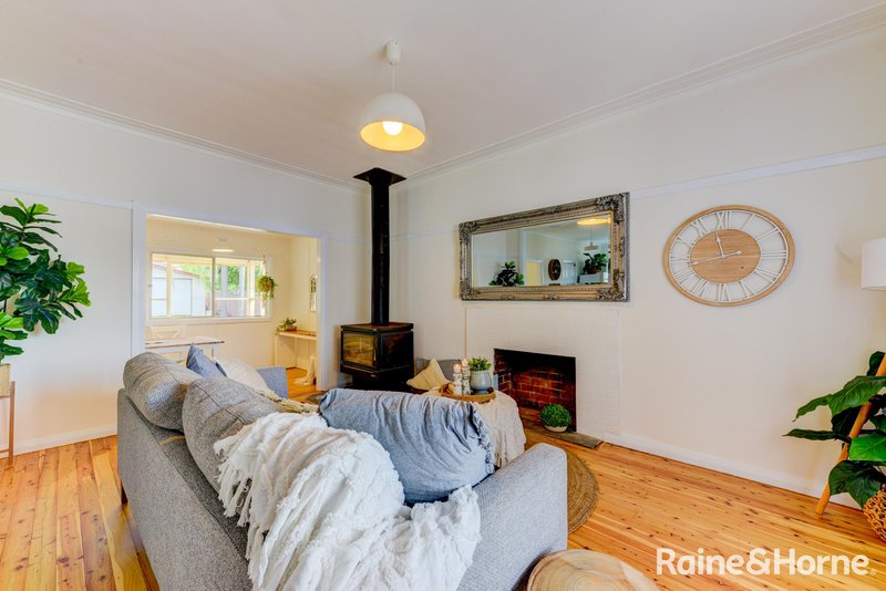 Photo - 15 Kent Street, Tamworth NSW 2340 - Image 3