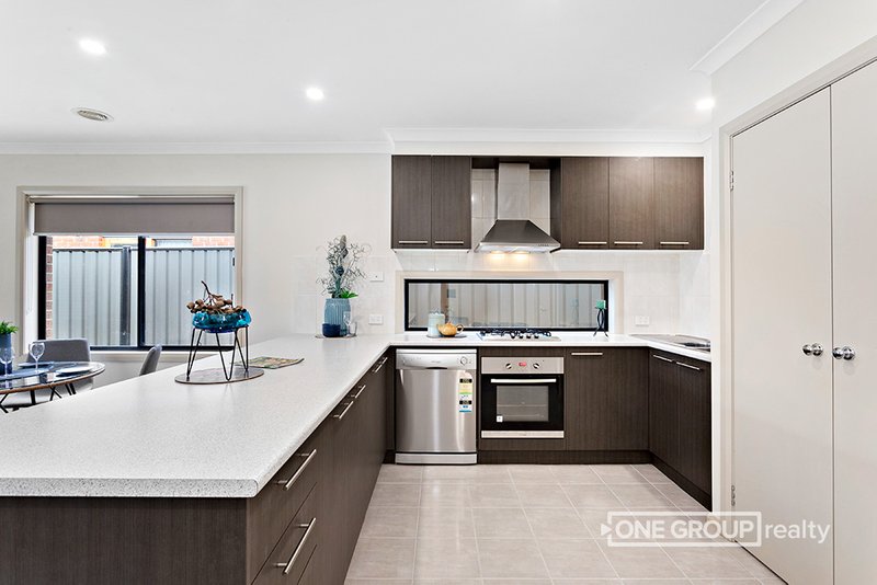 Photo - 15 Kepler Street, Mernda VIC 3754 - Image 4