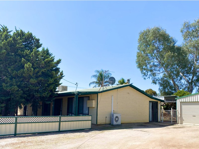 Photo - 15 King Street, Merredin WA 6415 - Image