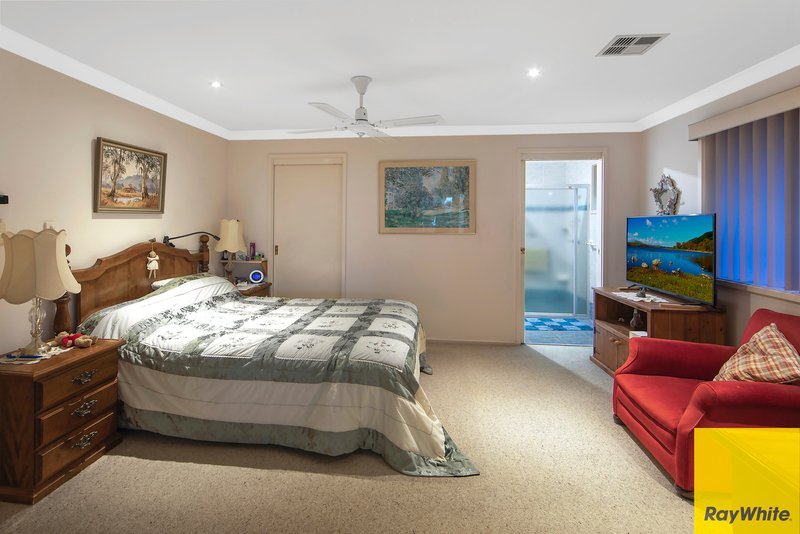 Photo - 15 Kingsview Drive, Umina Beach NSW 2257 - Image 17