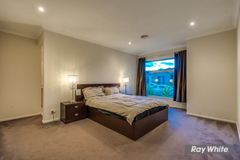 Photo - 15 Kirrama Street, Tarneit VIC 3029 - Image 2