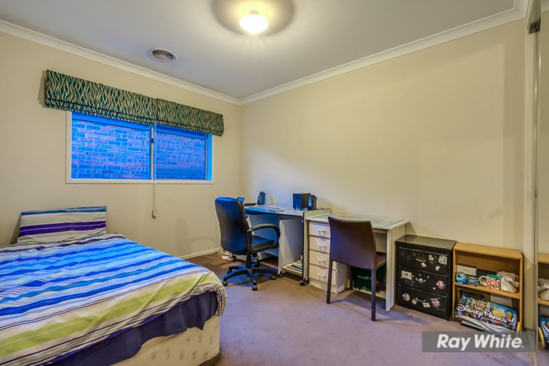 Photo - 15 Kirrama Street, Tarneit VIC 3029 - Image 5