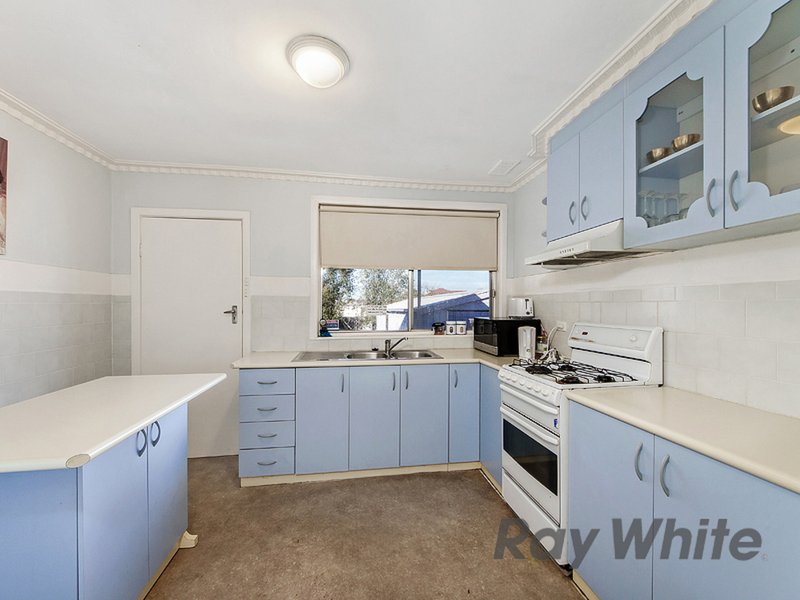 Photo - 15 Kodre Street, St Albans VIC 3021 - Image 4