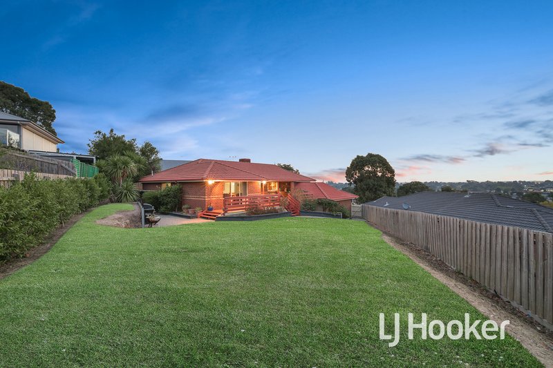 Photo - 15 Kristina Court, Pakenham VIC 3810 - Image 9